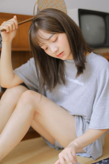 泛黑的水蜜桃2